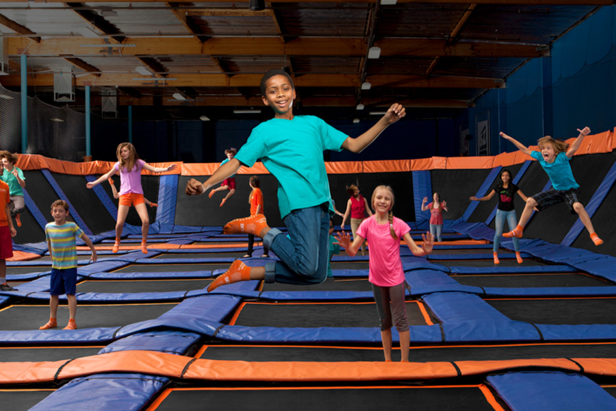 Taman Trampolin Zona Langit，Zona Langit PNG