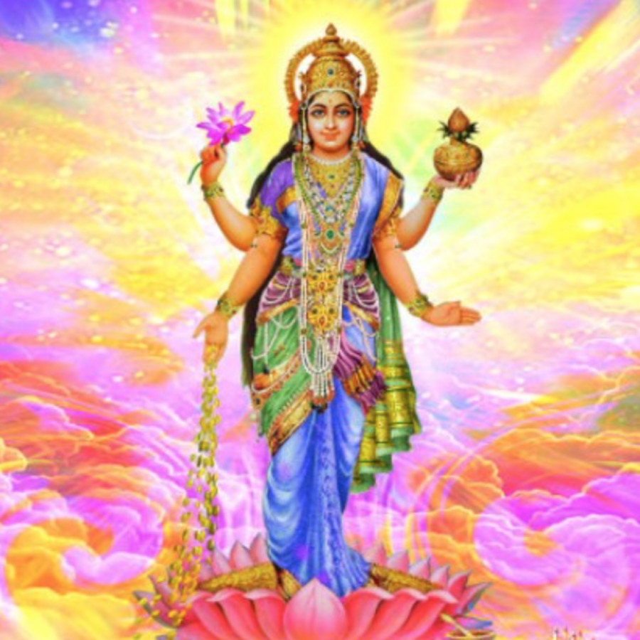 Lakshmi. Богиня Лакшми. Богиня богатства Лакшми. Лакшми Джаянти. Мантра богине Лакшми.