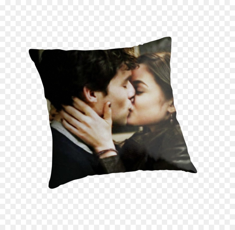 Aria Montgomery，Bantal PNG